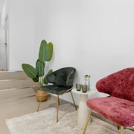 Vintage Senses Residences 3*