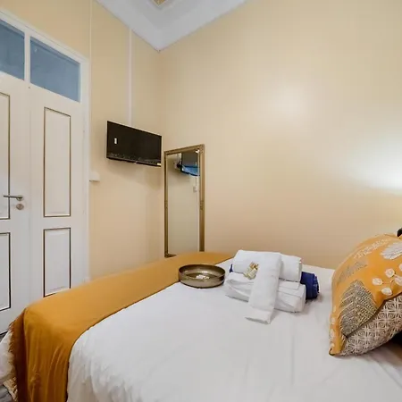 Vintage Senses Residences 3*