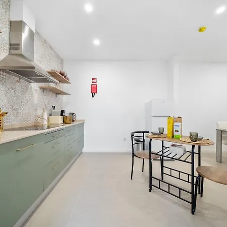 Vintage Senses Residences 게스트하우스 파로