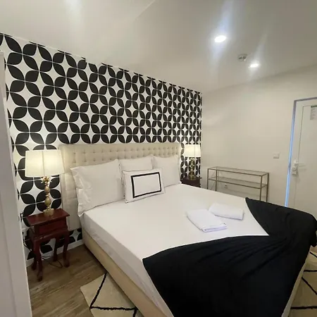 Vintage Senses Residences 3*