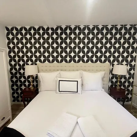 Vintage Senses Residences 3*